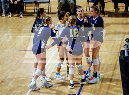 Thumbnail 1 in St. Pius X Catholic vs. Greenbrier (GHSA 5A Championship) photogallery.