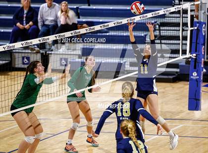 Thumbnail 3 in St. Pius X Catholic vs. Greenbrier (GHSA 5A Championship) photogallery.