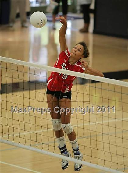 Thumbnail 3 in Redondo Union vs. Santa Ynez (Archbishop Mitty Invitational Tournament) photogallery.