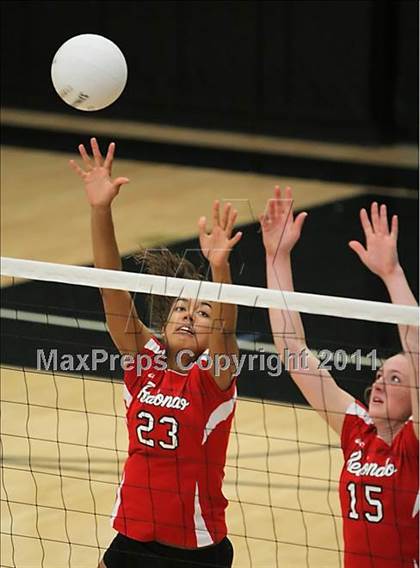 Thumbnail 1 in Redondo Union vs. Santa Ynez (Archbishop Mitty Invitational Tournament) photogallery.