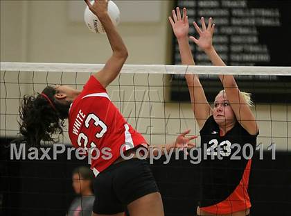 Thumbnail 2 in Redondo Union vs. Santa Ynez (Archbishop Mitty Invitational Tournament) photogallery.