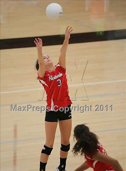 Thumbnail 1 in Redondo Union vs. Santa Ynez (Archbishop Mitty Invitational Tournament) photogallery.