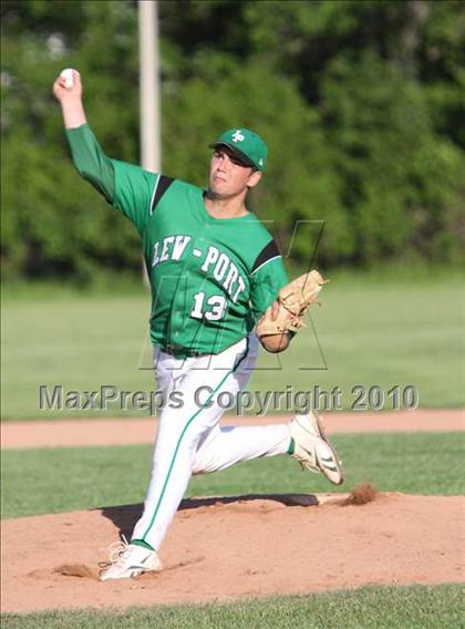Thumbnail 2 in Lewiston-Porter @ Amherst Central photogallery.
