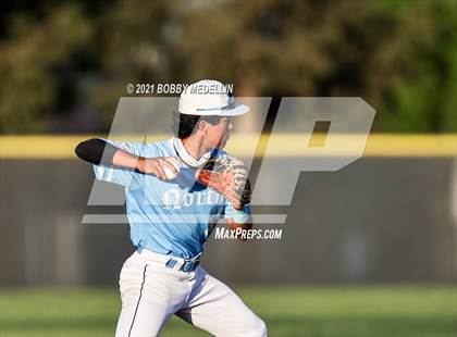 Thumbnail 2 in Reedley @ Clovis North photogallery.