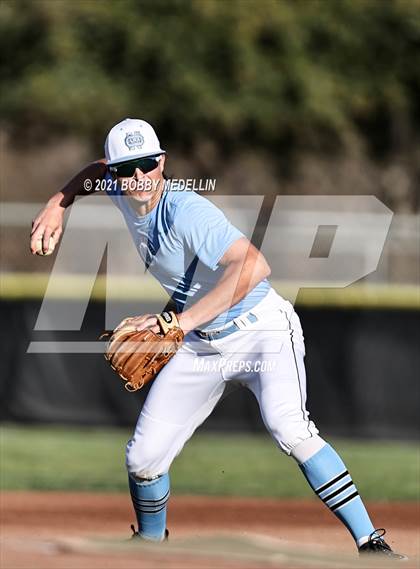 Thumbnail 3 in Reedley @ Clovis North photogallery.