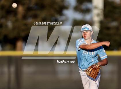Thumbnail 3 in Reedley @ Clovis North photogallery.