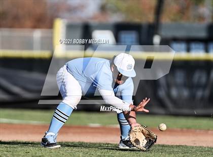 Thumbnail 1 in Reedley @ Clovis North photogallery.