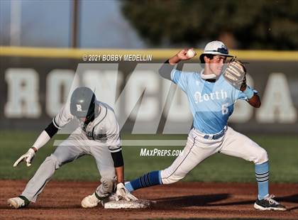 Thumbnail 2 in Reedley @ Clovis North photogallery.