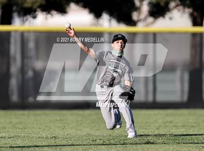 Thumbnail 2 in Reedley @ Clovis North photogallery.