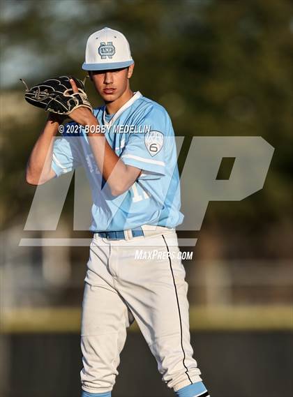 Thumbnail 2 in Reedley @ Clovis North photogallery.