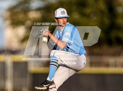 Thumbnail 3 in Reedley @ Clovis North photogallery.