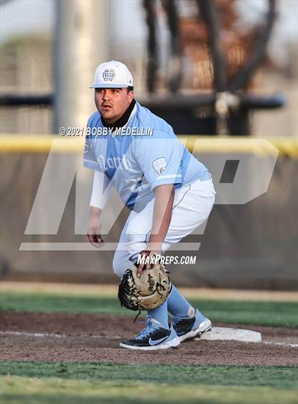 Thumbnail 3 in Reedley @ Clovis North photogallery.