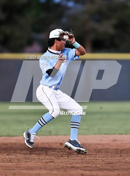 Thumbnail 3 in Reedley @ Clovis North photogallery.