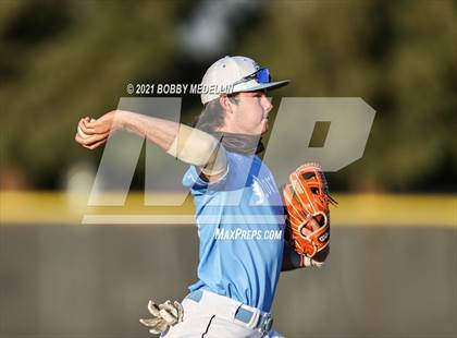 Thumbnail 3 in Reedley @ Clovis North photogallery.