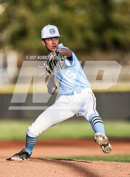 Thumbnail 1 in Reedley @ Clovis North photogallery.
