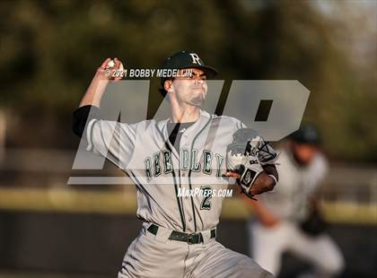 Thumbnail 1 in Reedley @ Clovis North photogallery.