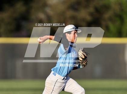 Thumbnail 1 in Reedley @ Clovis North photogallery.