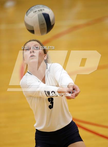 Thumbnail 1 in Hondo @ Fredericksburg photogallery.