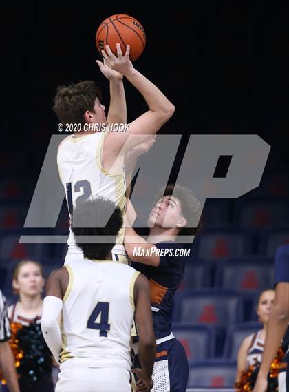 Thumbnail 3 in Cienega vs. Casteel (MLK Basketball Classic) photogallery.