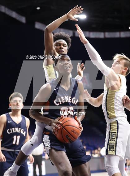 Thumbnail 3 in Cienega vs. Casteel (MLK Basketball Classic) photogallery.