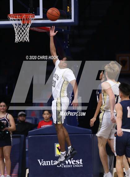 Thumbnail 2 in Cienega vs. Casteel (MLK Basketball Classic) photogallery.