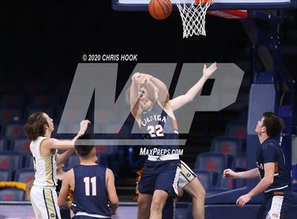 Thumbnail 3 in Cienega vs. Casteel (MLK Basketball Classic) photogallery.