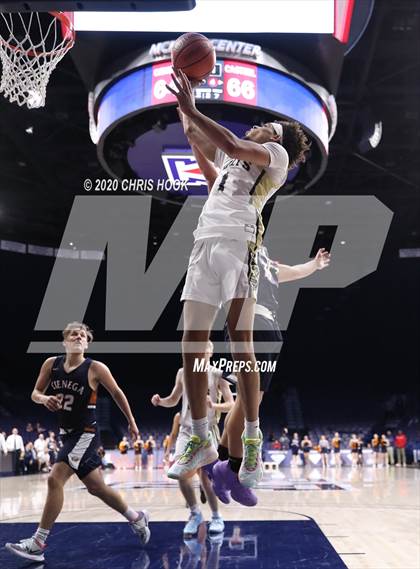 Thumbnail 2 in Cienega vs. Casteel (MLK Basketball Classic) photogallery.