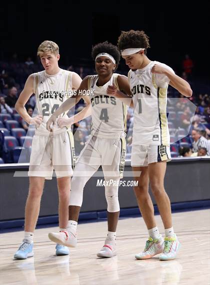 Thumbnail 2 in Cienega vs. Casteel (MLK Basketball Classic) photogallery.
