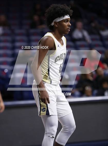 Thumbnail 2 in Cienega vs. Casteel (MLK Basketball Classic) photogallery.
