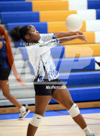 Thumbnail 2 in Seabreeze @ Mainland photogallery.