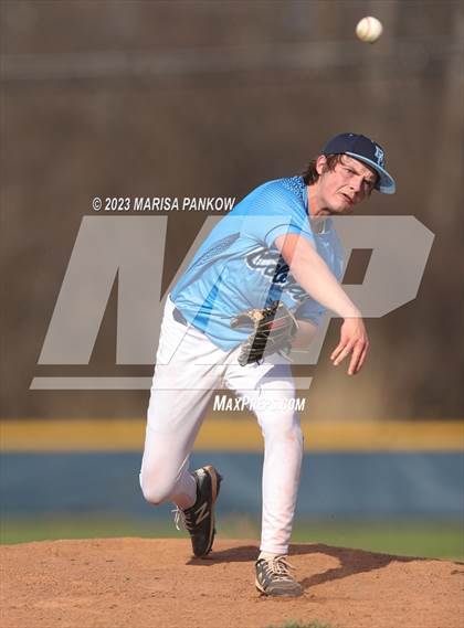 Thumbnail 3 in Bishop Grimes vs Pulaski photogallery.