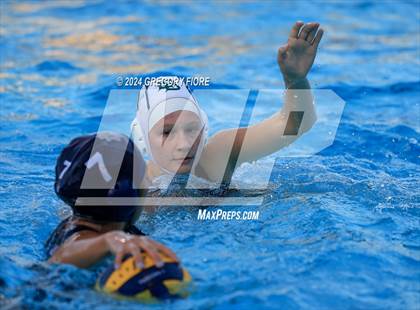 Thumbnail 2 in Long Beach Poly @ Notre Dame (SO) photogallery.