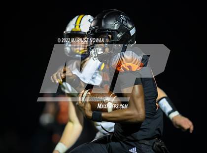 Thumbnail 3 in Saline vs  Belleville (MHSAA District Final) photogallery.