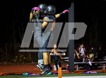 Thumbnail 2 in Saline vs  Belleville (MHSAA District Final) photogallery.