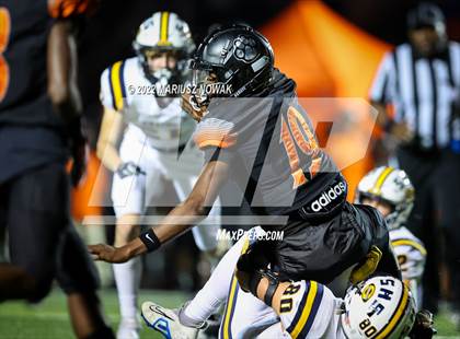 Thumbnail 2 in Saline vs  Belleville (MHSAA District Final) photogallery.