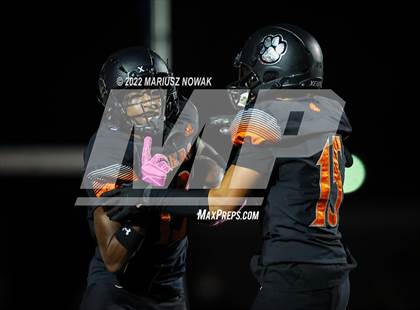 Thumbnail 3 in Saline vs  Belleville (MHSAA District Final) photogallery.