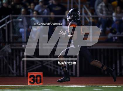 Thumbnail 1 in Saline vs  Belleville (MHSAA District Final) photogallery.