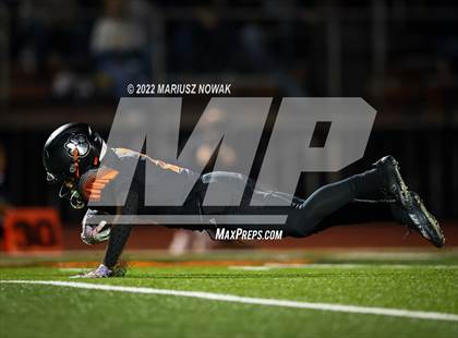 Thumbnail 1 in Saline vs  Belleville (MHSAA District Final) photogallery.