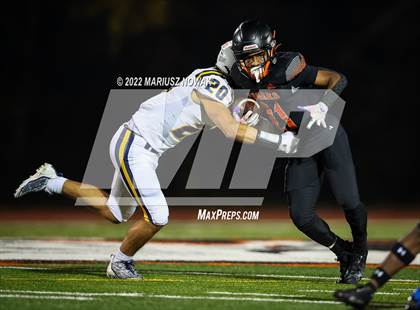 Thumbnail 3 in Saline vs  Belleville (MHSAA District Final) photogallery.