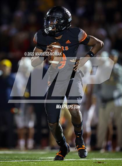 Thumbnail 3 in Saline vs  Belleville (MHSAA District Final) photogallery.