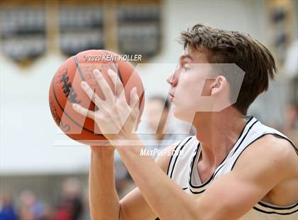 Thumbnail 3 in Notre Dame Prep @ Lutheran North photogallery.