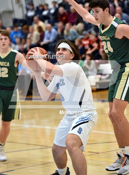 Thumbnail 1 in Seneca @ Shawnee photogallery.