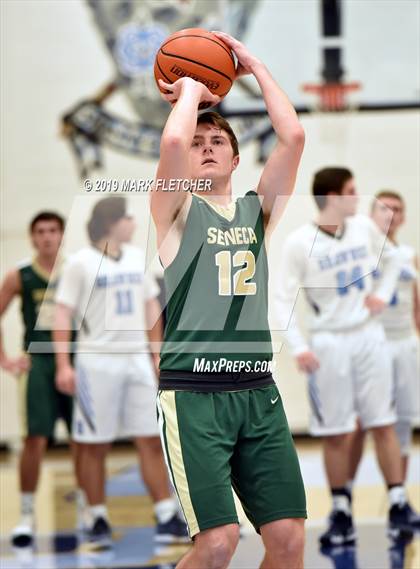 Thumbnail 3 in Seneca @ Shawnee photogallery.