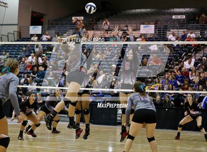 Thumbnail 2 in Assumption vs Sam Houston (LHSAA Division II Quarterfinal Playoff) photogallery.