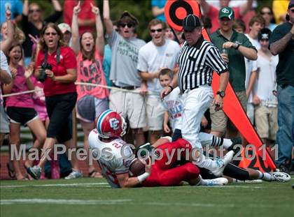 Thumbnail 3 in Charlotte Catholic @ Charlotte Country Day photogallery.