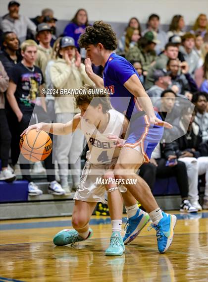 Thumbnail 3 in Chilton County vs Thorsby (Chilton County Tournament) photogallery.