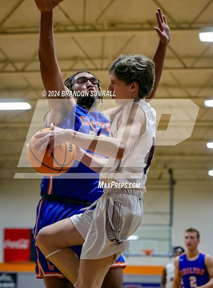 Thumbnail 3 in Chilton County vs Thorsby (Chilton County Tournament) photogallery.