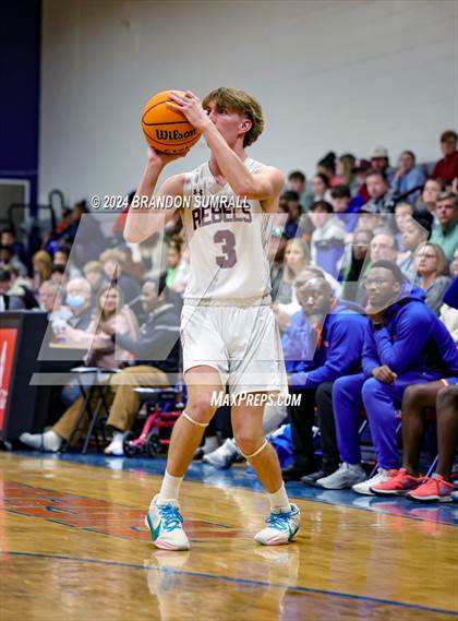 Thumbnail 1 in Chilton County vs Thorsby (Chilton County Tournament) photogallery.