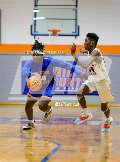 Thumbnail 3 in Chilton County vs Thorsby (Chilton County Tournament) photogallery.