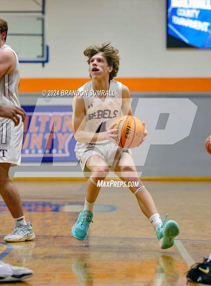 Thumbnail 1 in Chilton County vs Thorsby (Chilton County Tournament) photogallery.